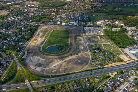 Aerial view of the former trotting track in the Hillerheide district, ISEK project Wohnen am