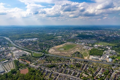 Aerial view of the former trotting track in the Hillerheide district, ISEK project Wohnen am