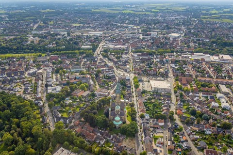 Aerial view, local view and the catholic church St. Antonius-Basilika in Rheine-Stadt in Rheine,