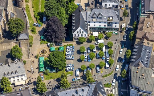 Aerial photo, police operation at Kurkölner Platz, Olpe city, Olpe, Sauerland, North