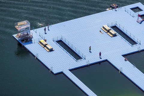 Aerial view, Biggesee, Camping Biggesee - Vier Jahreszeiten, bathers on pontoon, Sondern, Olpe,