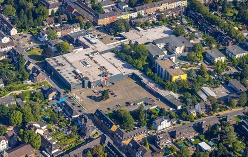 Aerial view, The Schladviertel with the furniture store XXXLutz Rück Oberhausen Straßburger Straße