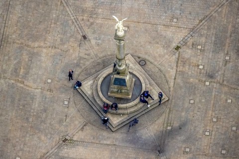 Aerial view, Altmarkt with Victory Column and Angel of Peace in the city centre, Oberhausen, Ruhr