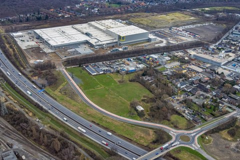 Aerial view, roundabout Weißensteinstraße on the A3, Edeka central warehouse Oberhausen, Schwarze