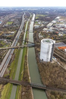 Aerial view, gasometer renovation measures, covered gasometer at CentrO, Rhine-Herne Canal. River