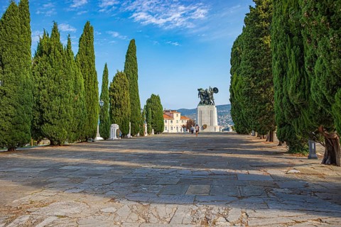 Monumento ai Caduti di Trieste from Trieste, Friuli-Venezia Giulia, Italy
