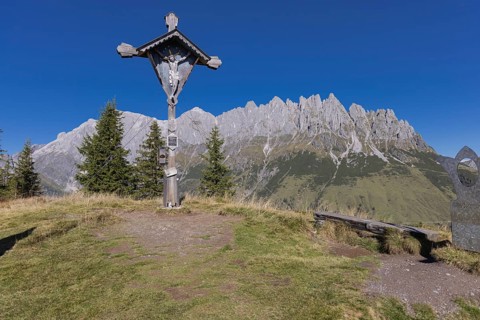 Landscape panorama, Hochkönig, mountains, Salzburg, autumn, Hochkeil, summit cross
