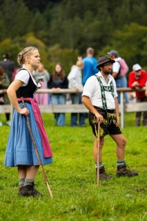 Cattle drive, herdsman, herdswoman, lederhosen, dirndl, traditional traditional costume,