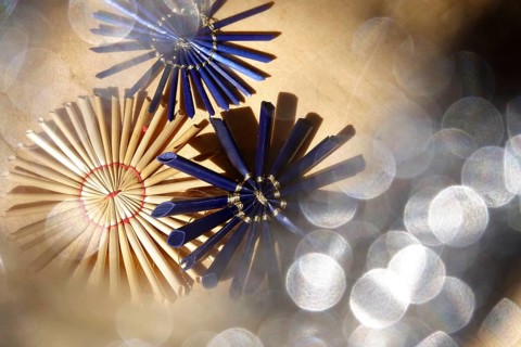 Homemade straw stars, beautiful bokeh, Christmas time, Germany