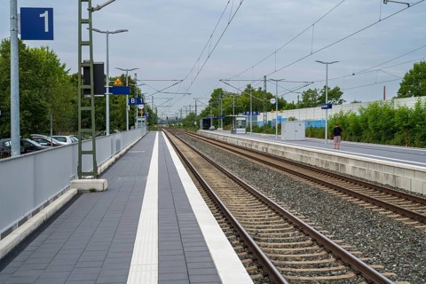 Empty platform, railway tracks, no train, Bad Staffelstein, Upper Franconia, Franconia, Bavaria,