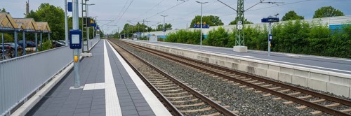 Empty platform, railway tracks, no train, Bad Staffelstein, Upper Franconia, Franconia, Bavaria,