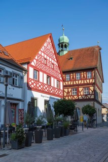 Tourist information centre and town hall, beautiful half-timbered houses in the old town, Bad