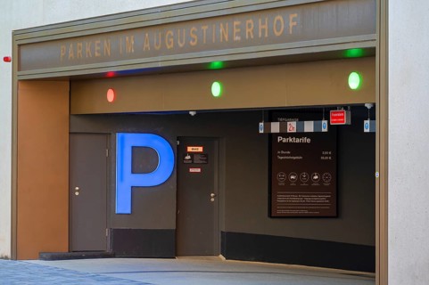 Entrance to a modern multi-storey car park, Nuremberg, Middle Franconia, Bavaria, Germany