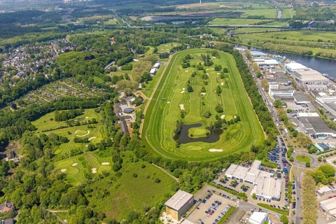 Aerial view, Raffelberg racecourse with golf course inside, Speldorf - Northwest, Mülheim an der