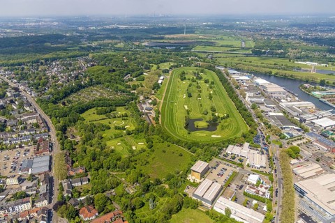 Aerial view, Raffelberg racecourse with golf course inside, Speldorf - Northwest, Mülheim an der