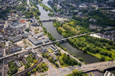 Aerial view, city hall, Ruhr promenade, city viaduct and Ruhr bridge on the river Ruhr, Altstadt I,