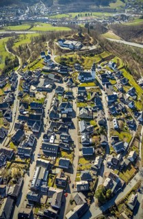 Aerial view, View of Eversberg, Ruins of Eversberg Castle, Schlossberghalle Eversberg, St