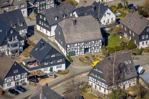 Aerial view, half-timbered houses Oststraße, Eversberg, Meschede, Sauerland, North