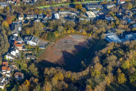 Aerial view, former sports field Gisbert-Kranz-Platz and planning for sports hall, indoor swimming