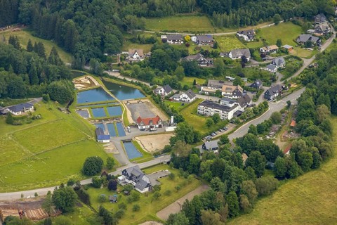 Aerial photo, Sauerland trout farm Rameil, fish ponds, Langenei, Lennestadt, Sauerland, North