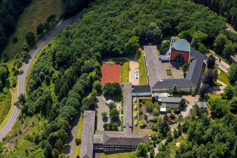 Aerial view, Jugendhof Pallotti and Private Gymnasium Maria Königin, Altenhundem, Lennestadt,