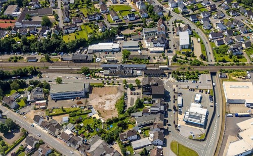 Aerial view, Lennestadt-Grevenbrück railway station, EssBahnhof and KulturBahnhof, brownfield site