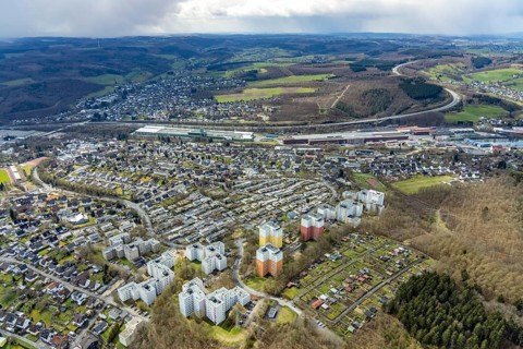 Aerial view, residential area with high-rise buildings on Eggersten Ring, Kreuztal, Sauerland,