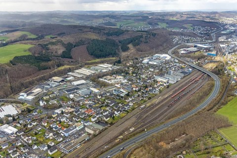 Aerial view, Hüttentalstraße, B54, commercial area Siegener Straße, Buschhütten, Kreuztal,