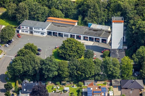 Aerial photo, volunteer fire brigade in Kamen, Ruhr area, North Rhine-Westphalia, Germany, fire