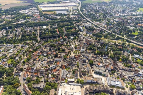 Aerial view, city centre with Alter Markt and catholic parish church Zur Heiligen Familie and