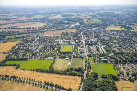 Aerial view, SportCentrum Kaiserau in the district of Kaiserau, Kamen, Ruhr area, North