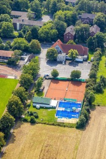 Aerial view, Padel Arena and tennis courts in the district Heeren-Werve, Kamen, Ruhr area, North