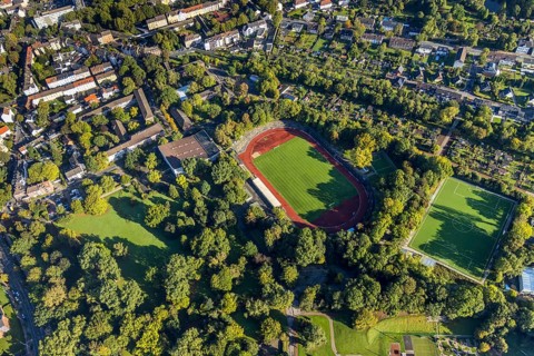 Aerial view, stadium in the sports park with the Mondpalast Arena and Freiherr-vom-Stein primary