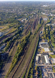 Aerial view, freight station Herne and Wanne-Eickel main station in the district Wanne in Herne,