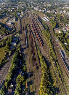 Aerial view, freight station Herne and Wanne-Eickel main station in the district Wanne in Herne,