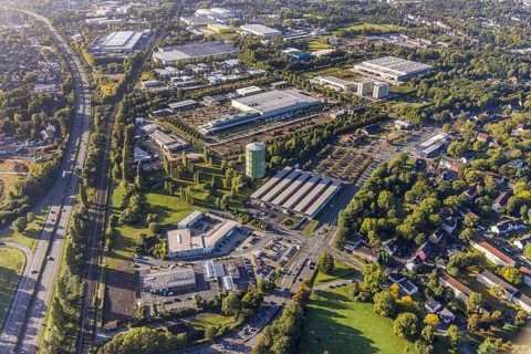 Aerial view, Gasometer Herne and commercial area Koniner Straße in the district Holsterhausen in