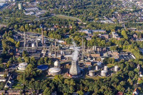 Aerial view, Ineos Herne chemical plant and Shamrockpark quarter of the former RAG AG at