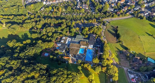 Aerial view, LAGO Die Therme Wellness-Center im Revierpark Gysenberg im Stadtteil Börnig in Herne,