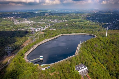Aerial view, RWE pumped-storage power station at Lake Hengstey, Köpchenwerk, reservoir,