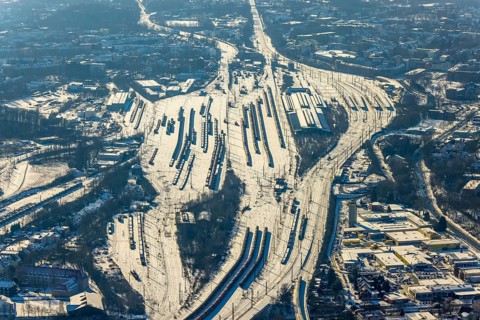 Aerial view, Wanne-Eickel main station, signal box, railway tracks in the snow, Baukau-West, Herne,