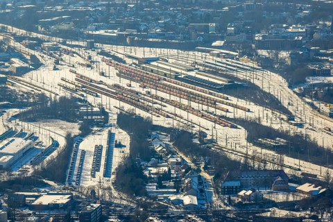 Aerial view, Wanne-Eickel main station, signal box, railway tracks in the snow, Baukau-West, Herne,