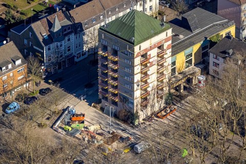 Aerial view, construction site World War II bunker with new flats, Kurt-Edelhagen-Platz, Sodingen,