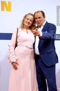 Wolfram Kons and Alexa Apermann arriving at the Bertelsmann Summer Party 2025 at the Bertelsmann