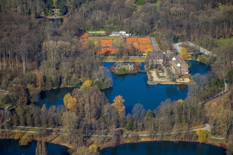 Aerial view, moated castle Wittringen with museum and bird island, Butendorf, Gladbeck, Ruhr area,