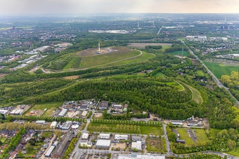 Aerial photo, Moltke spoil tip, construction site for wind turbine on the Mottbruch spoil tip,