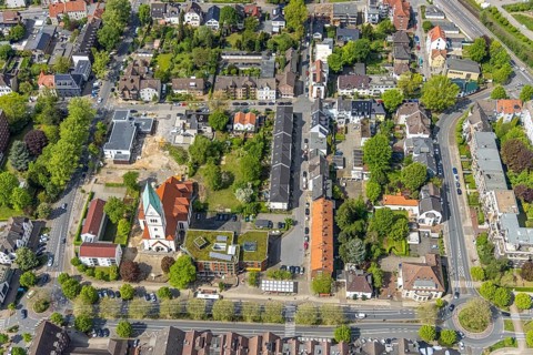 Aerial view, Christ Church and construction site of new kindergarten, former Bonhoeffer House,