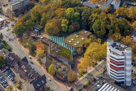 Aerial view, Stadtsparkasse Gladbeck high-rise building and Mathias-Jakobs-civic hall in Gladbeck,