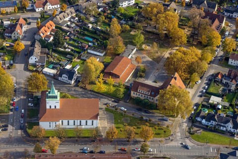 Aerial view, Christus König Church in the district of Rentfort in Gladbeck, Ruhr area, North