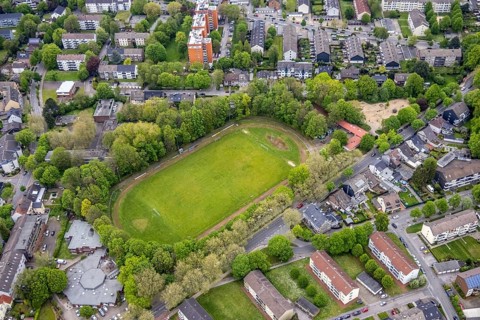 Aerial view, sports field Dorstener Straße, former Willy Brandt School, Zweckel, Gladbeck, Ruhr