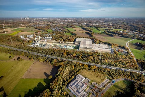 Aerial view, industrial area Am Wiesenbusch with Pilkington Deutschland AG at the motorway A31 in